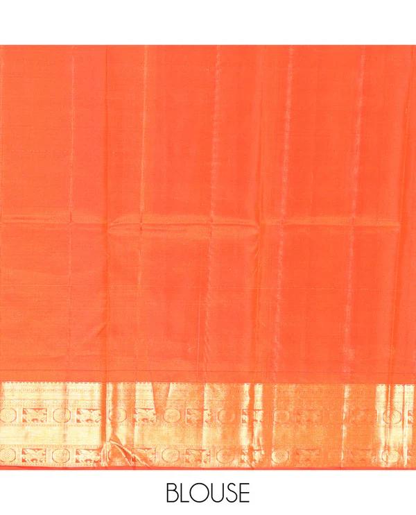 Dazzling Red Vasundhara Silk Saree - image 4