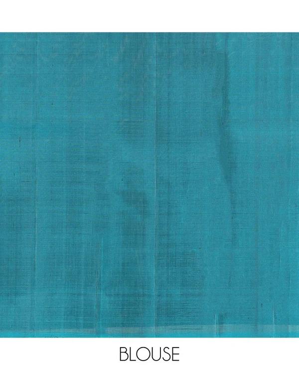 Borderless green zari buttas - image 5