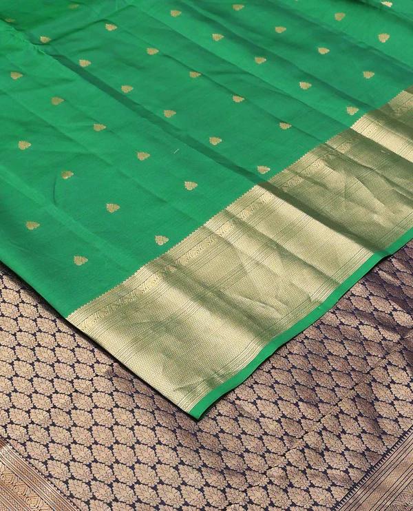 Green rettai manga buttas Vasundhara Lite Silk Mix Saree - image 2
