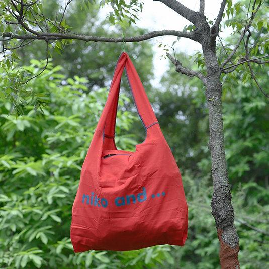 Niko Red Bag - image 4