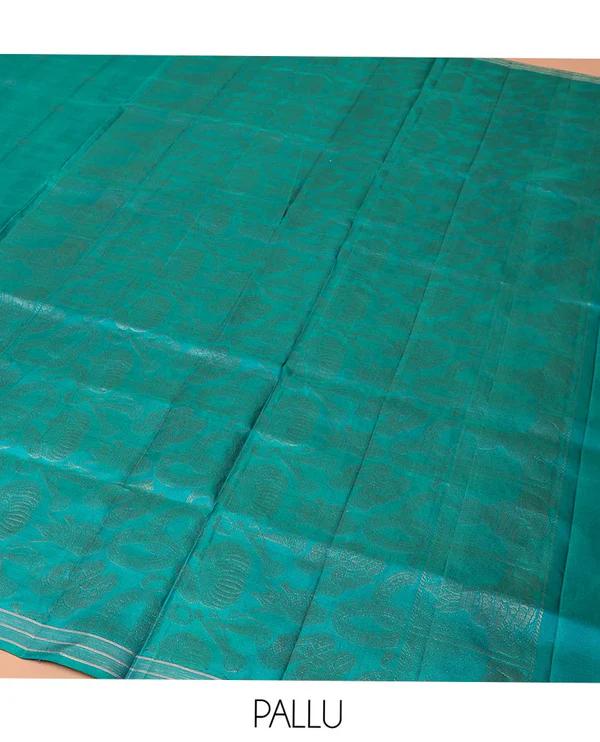 Blue Mayuri Soft Silk Saree - image 3