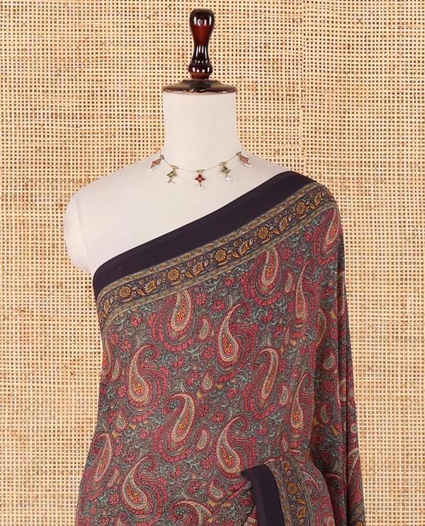 Maroon paisley design - image 3