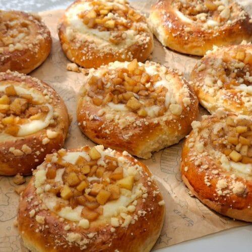 Apple Filled Swedish Buns - image 1