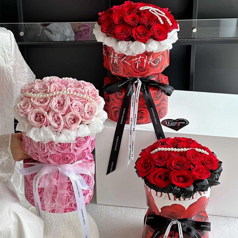 Each Bag of 4 Small Round Bouquets Packed with Cardboard Paper for Rose - image 3