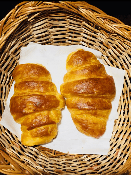 Classic Butter Croissant - image 1